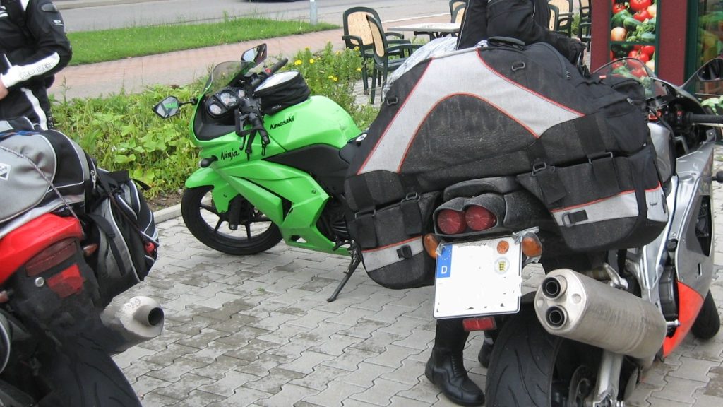 Motorrad-Satteltaschen-fuer-Supersportler